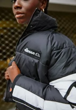 Ellesse BLOCK - T-shirt à Manches Longues - Light Pink -Ellesse Elegant Boutique 079df03dfc1e4bd1a3ee3b5000147679