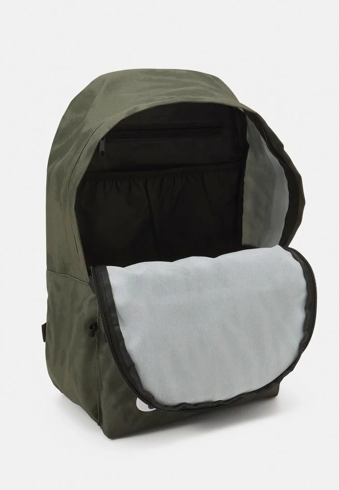 Ellesse ROLBY TIE DYE BACKPACK SET UNISEX - Sac à Dos - Dark Green 3 Ellesse ROLBY TIE DYE BACKPACK SET UNISEX - Sac à Dos - Dark Green – Image 3