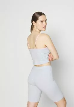 Ellesse BUON CROP VEST - Débardeur - Light Blue -Ellesse Elegant Boutique 09bba50eef2048398c17af6dc23dbb76