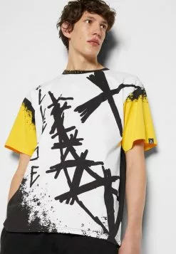 ELLESSE X MJB ERCI - T-shirt Imprimé - White -Ellesse Elegant Boutique 0b4cde037a1646c381187ea8b891331f