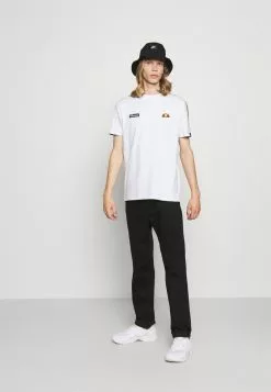 Ellesse VERSA TEE - T-shirt Imprimé - White -Ellesse Elegant Boutique 0c318feb7ebc4ad19f48e99e5d30456b