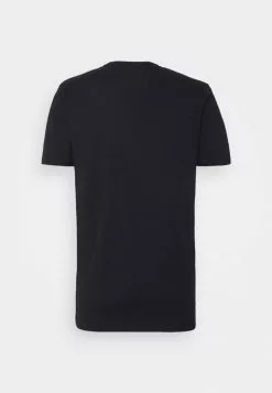 Ellesse OSMAN - T-shirt Imprimé - Black -Ellesse Elegant Boutique 10fadb94f81343b5826995767266292d