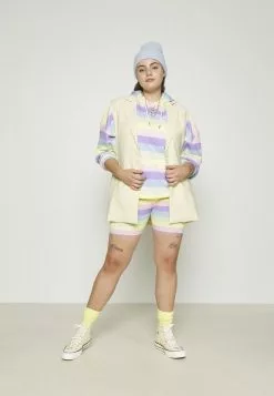 Ellesse LAUREA - Short - Multi 14 Ellesse LAUREA - Short - Multi -Ellesse Elegant Boutique 15b909af6a3149d6bc199292090d9930