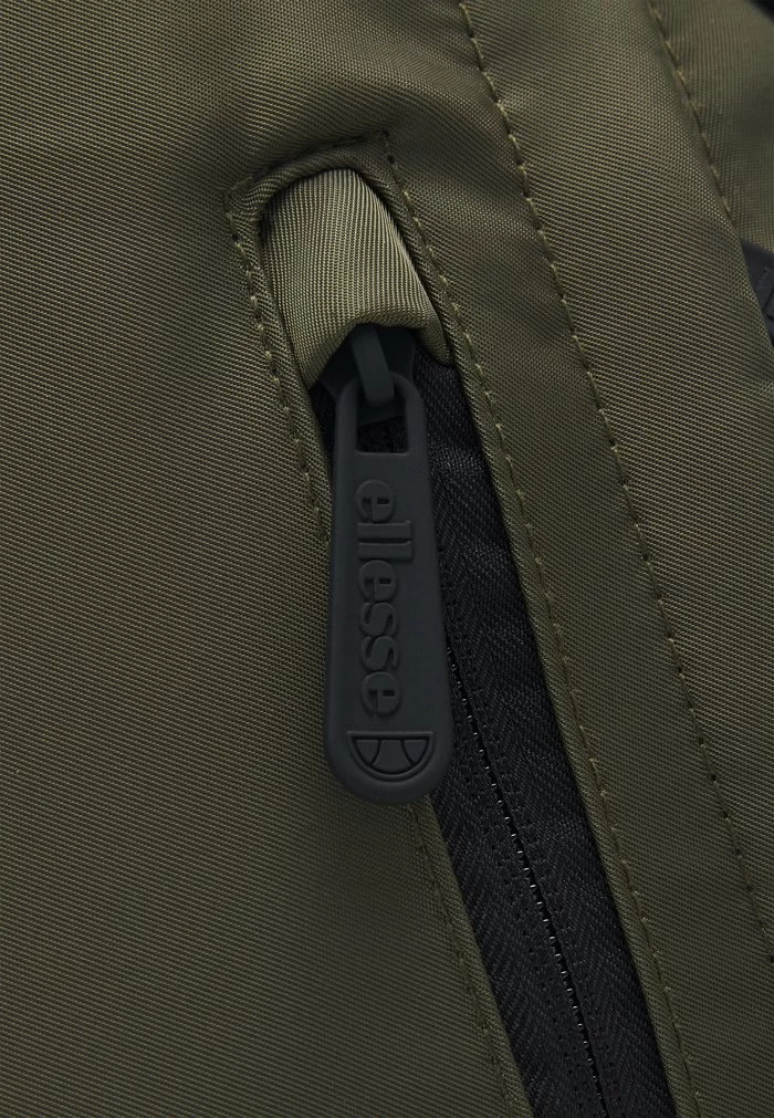 Ellesse EMERO BACKPACK UNISEX - Sac à Dos - Khaki 5 Ellesse EMERO BACKPACK UNISEX - Sac à Dos - Khaki – Image 5