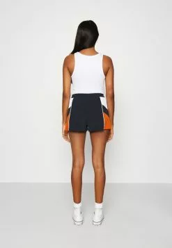 Ellesse STRIPE SHORT - Short - Navy -Ellesse Elegant Boutique 1e3a7b56d30a43bfb0f2a767f80bc4e4