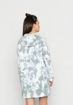 Ellesse HONEY TIE DYE DRESS - Robe De Jour - Green/white -Ellesse Elegant Boutique 2af4a2c8afe24aafad7fd9fa2709788b