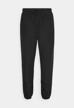 Ellesse STOREO - Pantalon De Survêtement - Black 8 Ellesse STOREO - Pantalon De Survêtement - Black -Ellesse Elegant Boutique 2d17a536a6304bdb8ce0ae55c01c2512