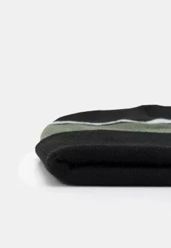 Ellesse PAJO BEANIE UNISEX - Bonnet - Black -Ellesse Elegant Boutique 35b327ab951b480aa5ea820c0320d4a7