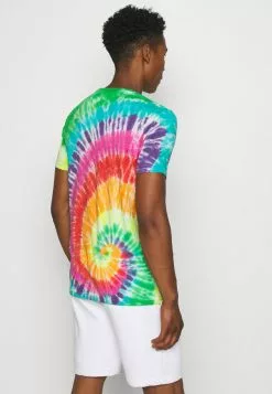 Ellesse REON TEE UNISEX - T-shirt Imprimé - Multi 8 Ellesse REON TEE UNISEX - T-shirt Imprimé - Multi -Ellesse Elegant Boutique 36df03c863fc4d6b95983c5c22b6fd7c