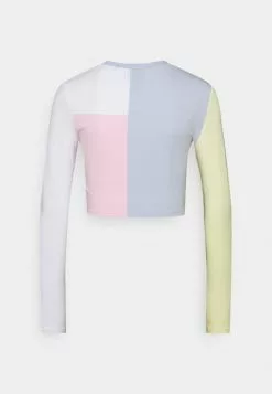 Ellesse POMERIGGIO CROP - T-shirt à Manches Longues - Multi -Ellesse Elegant Boutique 36e777314b1e4a599790123861bbef01