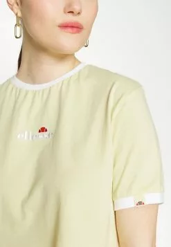 Ellesse DERLA CROP - T-shirt Basique - Light Yellow 16 Ellesse DERLA CROP - T-shirt Basique - Light Yellow -Ellesse Elegant Boutique 3c947c68237948a9965c190f55eb7195