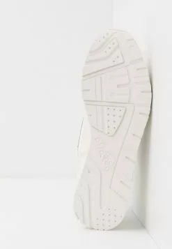 Ellesse 147 - Baskets Basses - White -Ellesse Elegant Boutique 43adaa15dcff4ab3a7afcc4b562739ad