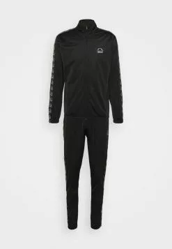 Ellesse RAYLO JOG SUIT - Survêtement - Black -Ellesse Elegant Boutique 4448579643d54d62ba8e4c2e49ba6770