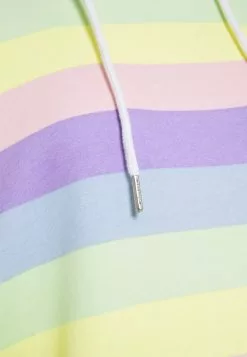 Ellesse PIANIA - Sweatshirt - Multi -Ellesse Elegant Boutique 461fd69c04ef429bb958177936f2ffd7