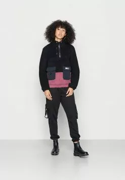 Ellesse RHITA TRACK - Sweat Polaire - Black 6 Ellesse RHITA TRACK - Sweat Polaire - Black -Ellesse Elegant Boutique 467e886da5894d1eb40e7c02b7406342