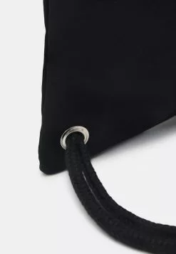 Ellesse EXCLUSIVE LORRIO DRAWSTRING BAG UNISEX - Sac De Sport - Black -Ellesse Elegant Boutique 47146ea7f0d242d0819f40ccd78a47a3