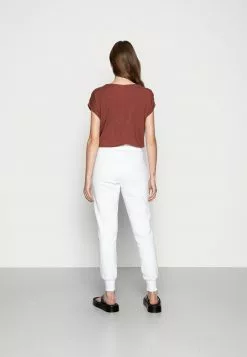 Ellesse QUEENSTOWN - Pantalon De Survêtement - White -Ellesse Elegant Boutique 59c501fc0e6c4394aedbdbb5381b3d37