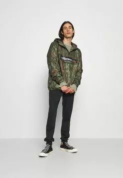 Ellesse SARENTINO JOG PANTS - Pantalon De Survêtement - Black 13 Ellesse SARENTINO JOG PANTS - Pantalon De Survêtement - Black -Ellesse Elegant Boutique 5af148b82a3140adb4c635227aac1465