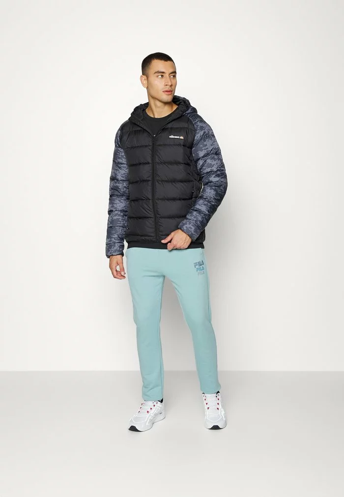 Ellesse DARINO PADDED JACKET - Veste De Survêtement - Black 2 Ellesse DARINO PADDED JACKET - Veste De Survêtement - Black – Image 2