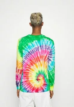 Ellesse TERALO UNISEX - T-shirt à Manches Longues - Multi -Ellesse Elegant Boutique 5fccc640eeb9434ba15f9eb17258ad57