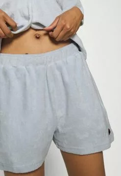 Ellesse ESPELA - Pyjama - Light Blue 17 Ellesse ESPELA - Pyjama - Light Blue -Ellesse Elegant Boutique 61688c20b84943819e5ddd5e8b36f2a5