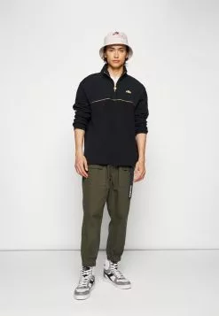 Ellesse SMORA - Sweat Polaire - Black -Ellesse Elegant Boutique 631723f0e23e4331b56a0f0e4725a340