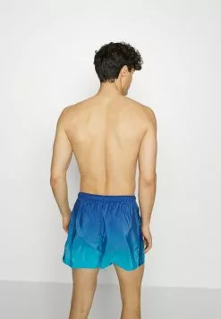 Ellesse FADALDTO - Short De Bain - Black Fade 8 Ellesse FADALDTO - Short De Bain - Black Fade -Ellesse Elegant Boutique 6358e4adcdd342a3b89c08ebd7e2533f