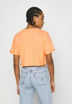 Ellesse NANCIE - T-shirt Imprimé - Light Orange -Ellesse Elegant Boutique 69c238326a14446abcca63c38559f512