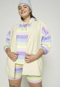 Ellesse LAUREA - Short - Multi 15 Ellesse LAUREA - Short - Multi -Ellesse Elegant Boutique 69ebdef6482e40c2ae3d59b000925cb2