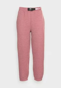 Ellesse ORANGAN PANT - Pantalon De Survêtement - Dark Pink 8 Ellesse ORANGAN PANT - Pantalon De Survêtement - Dark Pink -Ellesse Elegant Boutique 6bbd1f1bf4284dfca7502caeb06e5ac9