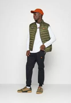 Ellesse DUCCIO PANT - Pantalon Cargo - Black -Ellesse Elegant Boutique 6bd6d24b9a6f46ba8d2616927cc47fd6