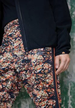 Ellesse NASCOSTO TRACK PANT - Pantalon De Survêtement - Cognac -Ellesse Elegant Boutique 6cf8b85c2c9e444c88daae53ab9085ca