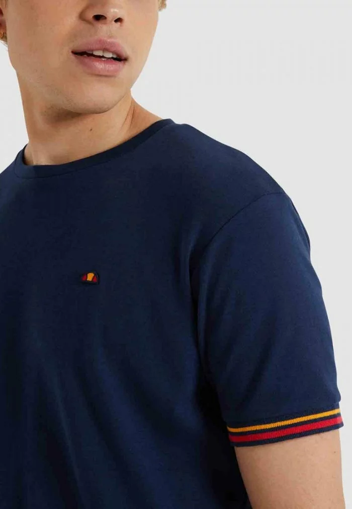 Ellesse TOWERS - T-shirt Basique - Blue 4 Ellesse TOWERS - T-shirt Basique - Blue – Image 4