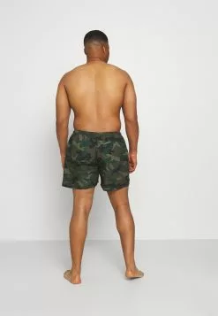 Ellesse RUAZ SWIM - Short De Bain - Green -Ellesse Elegant Boutique 72fa20351ab04fc5ab45868fe8e99cf7