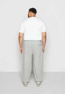 Ellesse NIORO PANT - Pantalon De Survêtement - Grey -Ellesse Elegant Boutique 73772b44daae437a8320af5cc5bbad7b