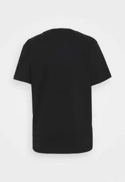 Ellesse ALBANY - T-shirt Imprimé - Black -Ellesse Elegant Boutique 7e18e9bb71364186afc8f11ecfc16829