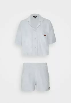 Ellesse ESPELA - Pyjama - Light Blue 16 Ellesse ESPELA - Pyjama - Light Blue -Ellesse Elegant Boutique 809db9a0f32e44ec84aa8980b9f2f5c3