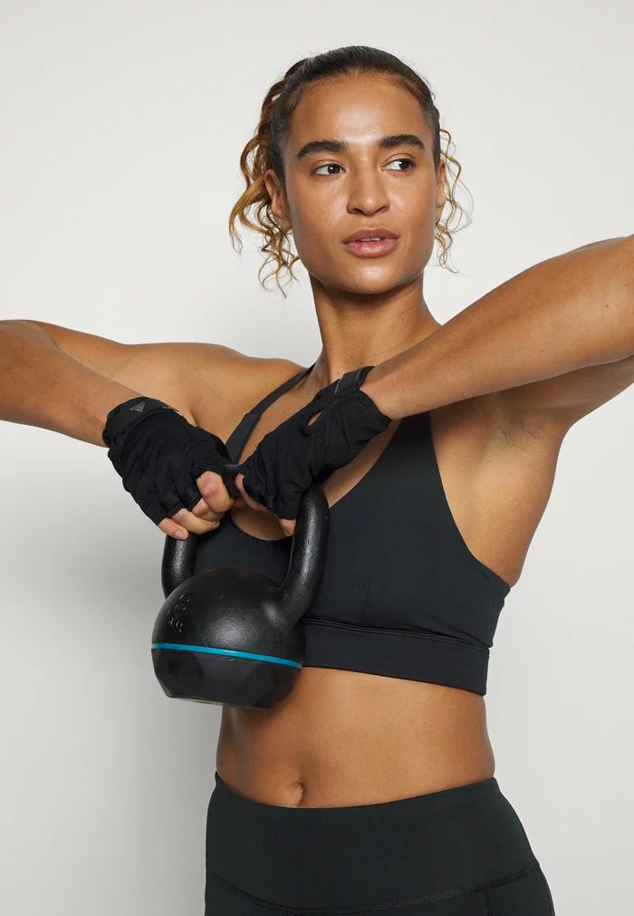 Ellesse ASHTONE BRA - Brassières De Sport à Maintien Normal - Black 4 Ellesse ASHTONE BRA - Brassières De Sport à Maintien Normal - Black – Image 4