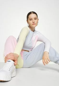 Ellesse POMERIGGIO CROP - T-shirt à Manches Longues - Multi -Ellesse Elegant Boutique 841e16495bbd4a1badeb13efea3e60e8