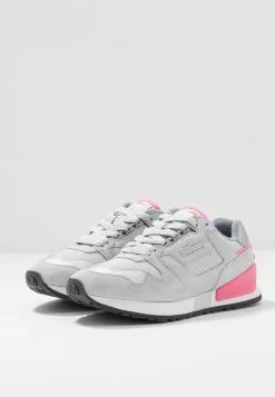 Ellesse Baskets Basses - Light Grey/fluro Pink 11 Ellesse Baskets Basses - Light Grey/fluro Pink -Ellesse Elegant Boutique 851c245ae2f945b19a3310fb07daed7f