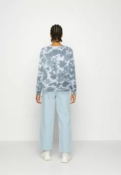 Ellesse AGATA - Sweatshirt - Tie Dye -Ellesse Elegant Boutique 869a584672124e7ebb7525e79b4a3d29