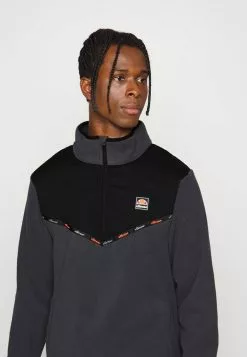 Ellesse KRAGSON - Sweat Polaire - Black 12 Ellesse KRAGSON - Sweat Polaire - Black -Ellesse Elegant Boutique 8dc6d9627fe14a67bd637e04dba0dd59