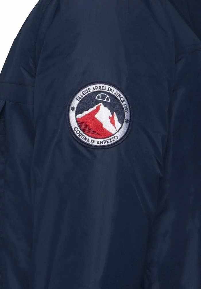 Ellesse Veste Mi-saison - Navy 3 Ellesse Veste Mi-saison - Navy – Image 3