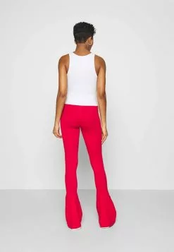 Ellesse ALBA - Legging - Red -Ellesse Elegant Boutique 8eb1e5098ecb4b4b8ce7b6774077b207