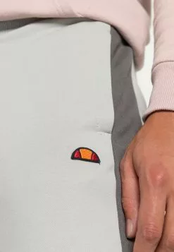 Ellesse USATO TRACK PANT - Pantalon De Survêtement - Light Grey -Ellesse Elegant Boutique 94b177c975e94fddba99c01559ac0d51