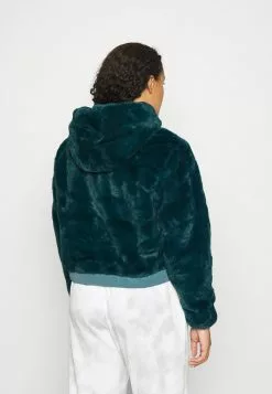 Ellesse REIDI TEDDY JACKET - Veste D'hiver - Teal -Ellesse Elegant Boutique 99b2a456b6de4e5ab3c9aa70688a7e69