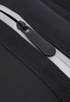 Ellesse KURTI CHEST BAG UNISEX - Sac Bandoulière - Black -Ellesse Elegant Boutique 9ba852a16cf94c22a2d818f08686927a