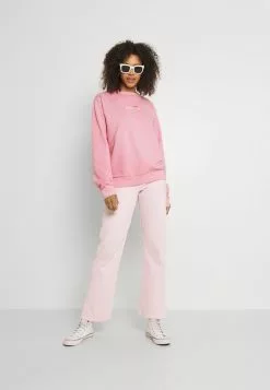 Ellesse SAPPAN - Sweatshirt - Pink 7 Ellesse SAPPAN - Sweatshirt - Pink -Ellesse Elegant Boutique 9ce0d7650b4a49c7868a5f17a590840e