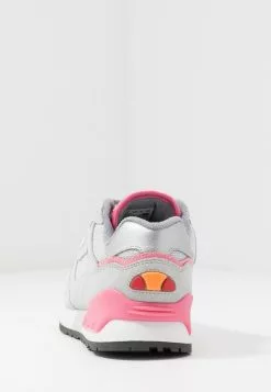 Ellesse Baskets Basses - Light Grey/fluro Pink 12 Ellesse Baskets Basses - Light Grey/fluro Pink -Ellesse Elegant Boutique 9f869d0ee9334e31a327578fef2bd75b