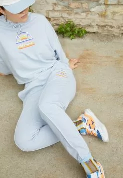 Ellesse BENVEN PANT - Pantalon De Survêtement - Light Blue -Ellesse Elegant Boutique a1f9cbf3a93a41f4a2a4209a80f64b13